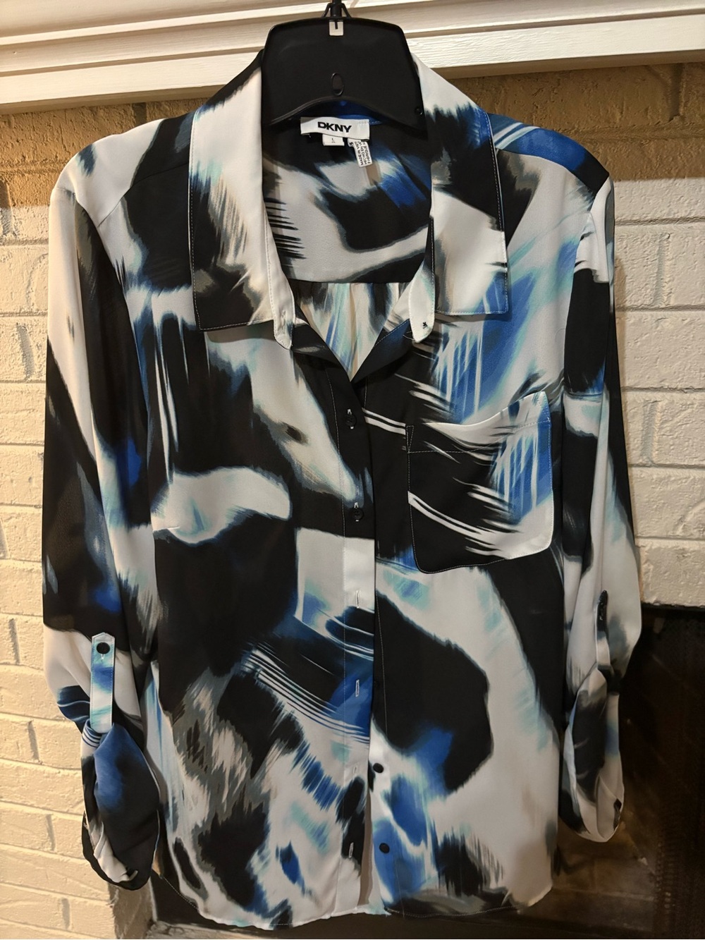 DKNY Black, White & Blue Abstract Print Button-Down Blouse